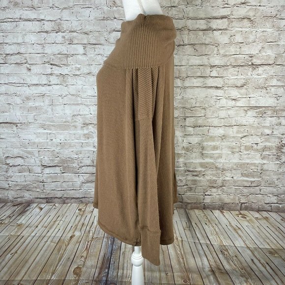 free prople Juicy Long Sleeve Top in Vintage Bronze Tan Split Back Oversized M - Picture 6 of 12